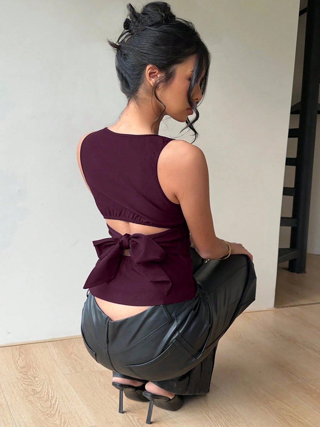 Open - Back Bow Detail Top - Milaro