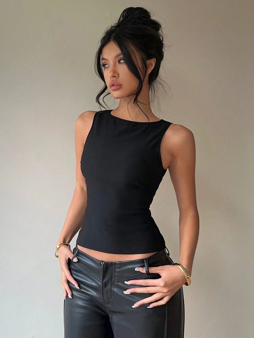 Open - Back Bow Detail Top - Milaro